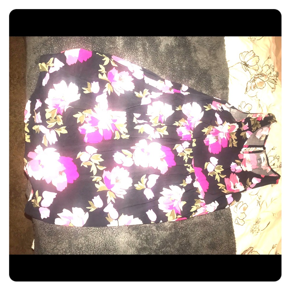 Old navy sleeveless Flowered dress